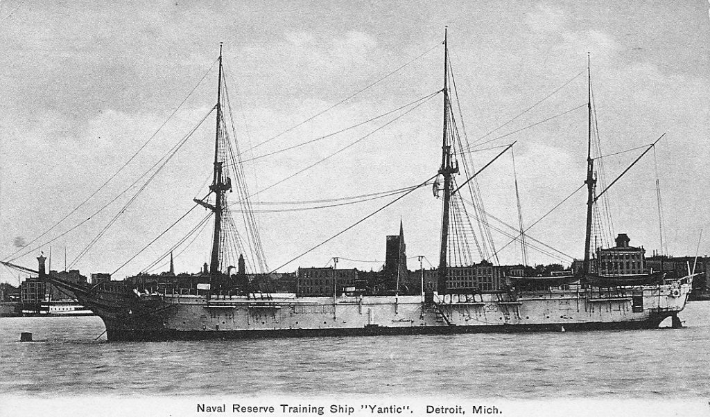 Image of the USS Yantic.